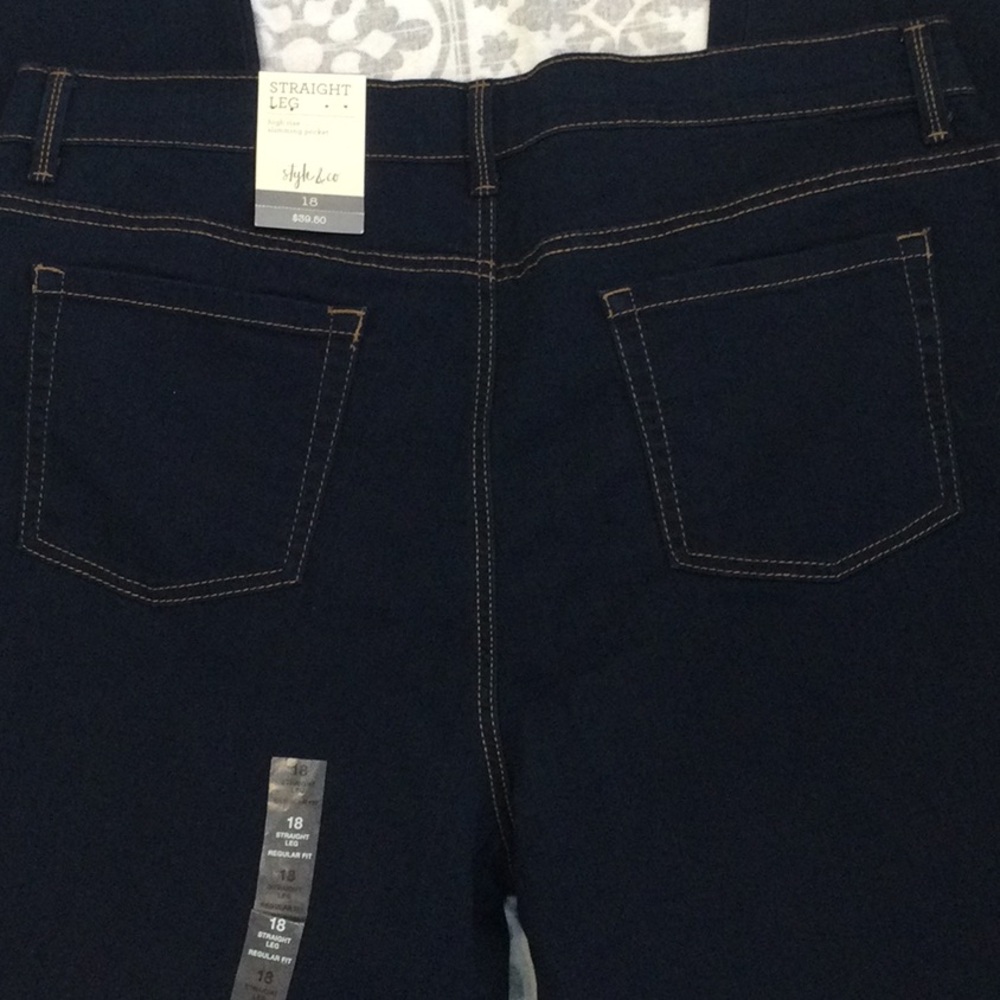 New! Style & Co women’s jeans. Straight leg size 18. - Picture 6 of 11